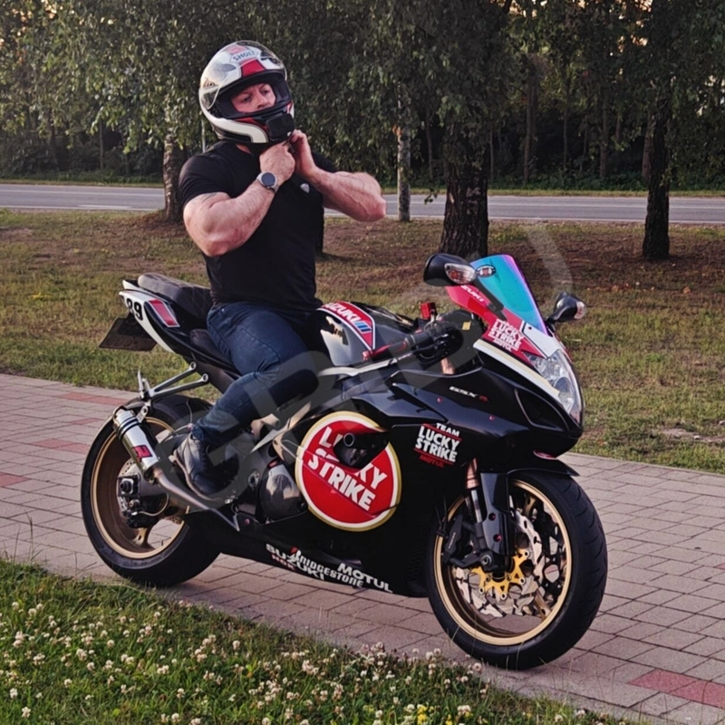 Private dating photo of men Biker777 5061611